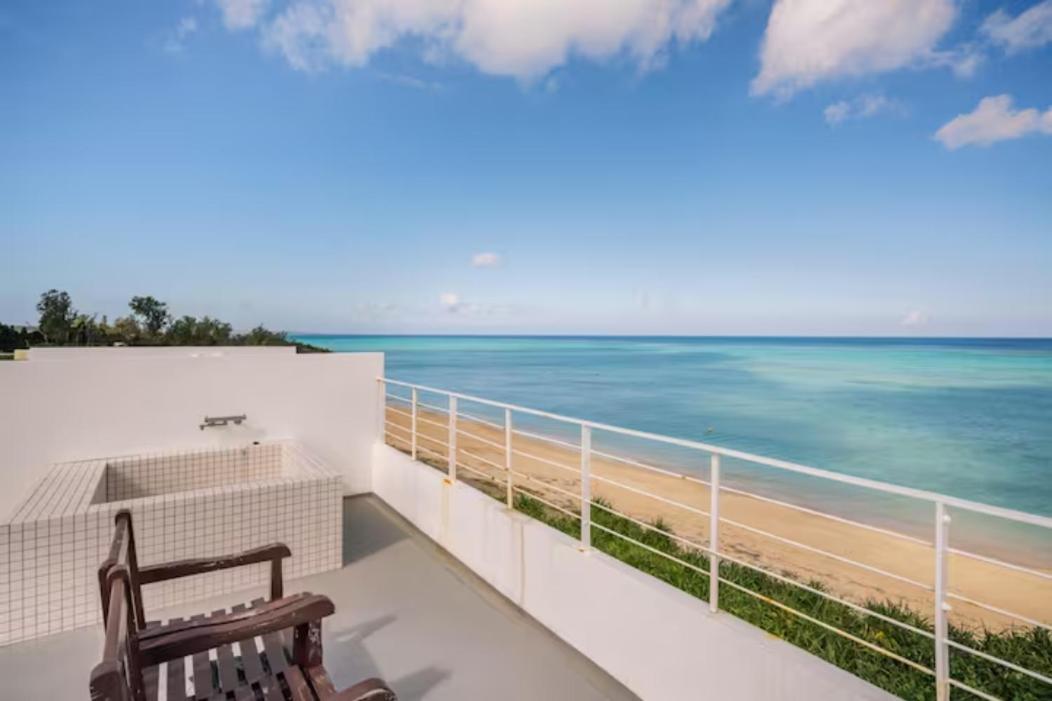 Casa Dumai Oceanvilla Накідзин Екстер'єр фото
